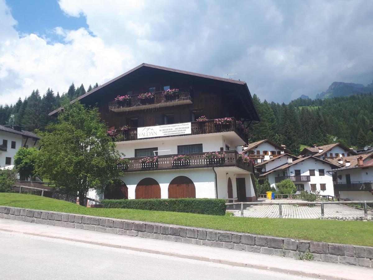 Garni Valdan Hotel Falcade Exterior foto